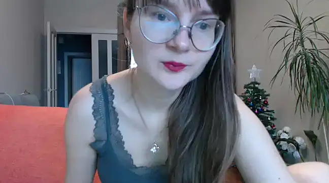 KiraGoldens online show from 01-31-25, 07:39