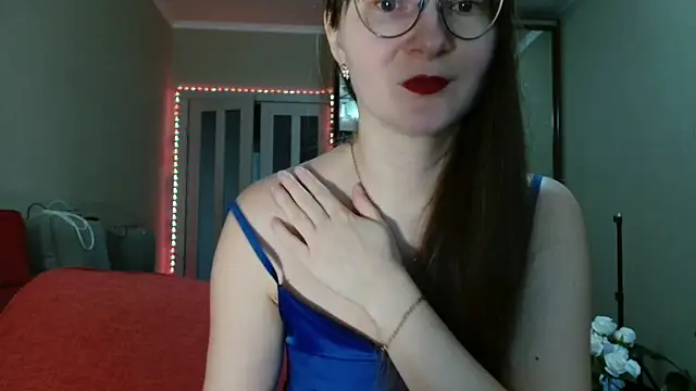 KiraGoldens online show from 03-19-26, 06:17