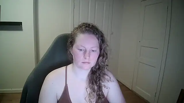 Girlnina-1995 online show from 01-28-25, 02:31