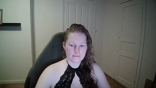 Girlnina-1995 online show from 02-25-25, 09:42