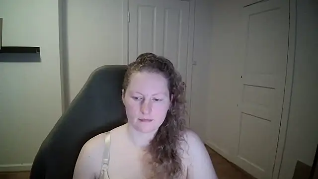 Girlnina-1995 online show from 02-28-25, 12:09