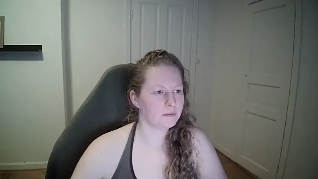 Girlnina-1995 online show from 03-17-25, 11:42