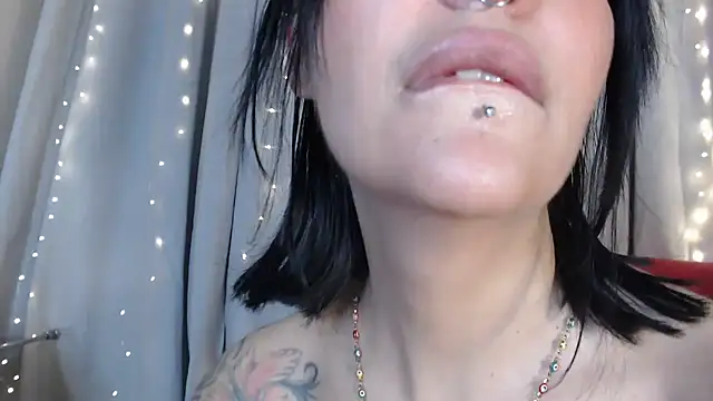 Snapshot of Masha_Real_84 chatting on 02-13-25, 12:24 Masha Real 84 online show from 02-13-25, 12:24