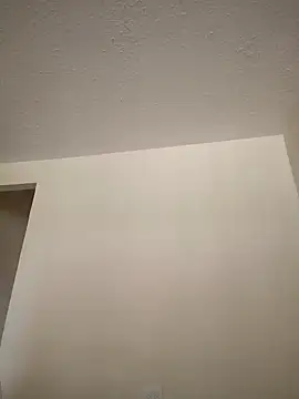 Snapshot of Bigassmommy_x chatting on 09-15-25, 02:06 Bigassmommy x online show from 09-15-25, 02:06