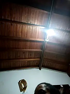 Snapshot of Bigassmommy_x chatting on 11-21-25, 11:42 Bigassmommy x online show from 11-21-25, 11:42