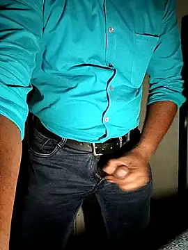 Rajnm09 online show from 12-21-24, 11:55