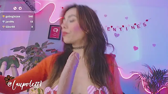 Snapshot of LauPolett chatting on 02-15-25, 04:36 LauPolett online show from 02-15-25, 04:36