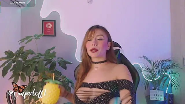 Snapshot of LauPolett chatting on 10-12-25, 01:59 LauPolett online show from 10-12-25, 01:59