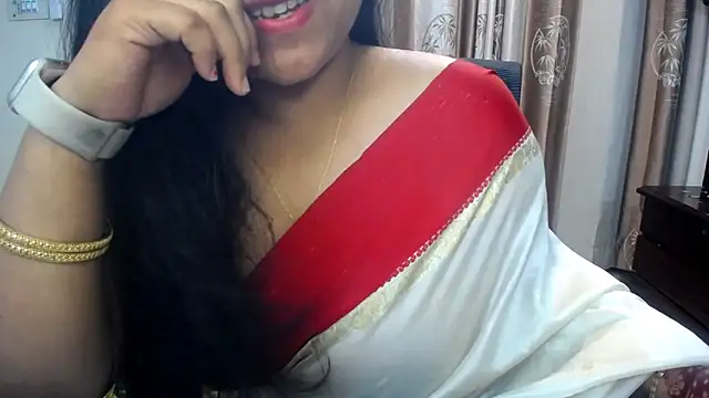 Snapshot of lady_maeda_ chatting on 02-21-25, 06:48 lady maeda online show from 02-21-25, 06:48