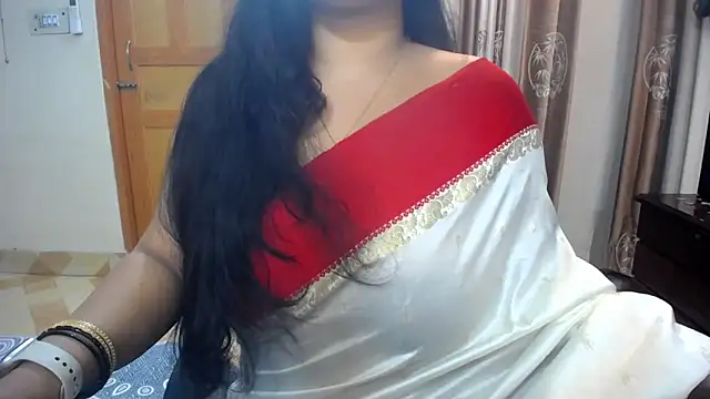 Snapshot of lady_maeda_ chatting on 03-01-25, 05:27 lady maeda online show from 03-01-25, 05:27