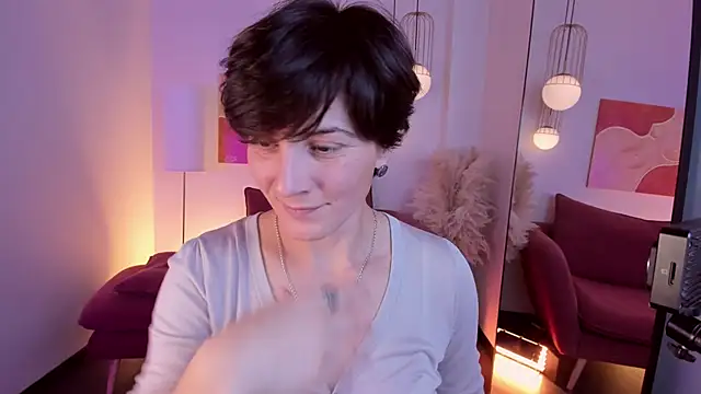 LorenDaze online show from 10-10-25, 02:05