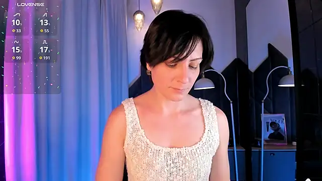 LorenDaze online show from 06-09-26, 02:17