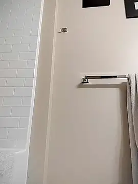 eatmeplease44 online show from 12-20-25, 03:02