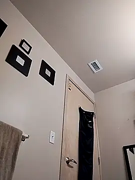 eatmeplease44 online show from 02-12-26, 06:47