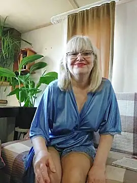 IrmaRose online show from 04-26-26, 03:59