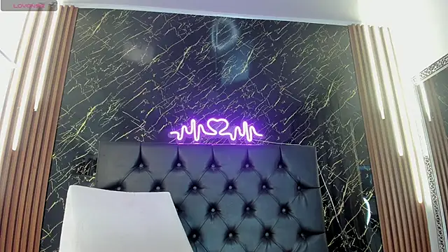 Snapshot of Tamara-evans chatting on 11-07-25, 07:47 Tamara-evans online show from 11-07-25, 07:47