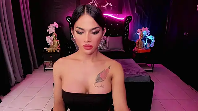 Snapshot of MsHannaSaint chatting on 01-14-25, 03:43 MsHannaSaint online show from 01-14-25, 03:43