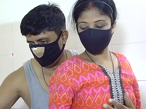 Indian Horny Wife online show from 09-17-25, 05:42