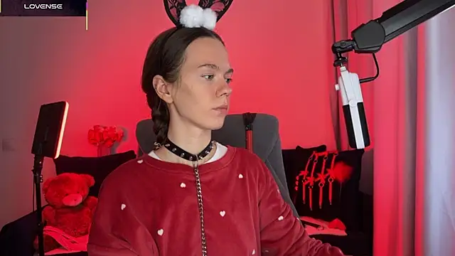 DivineBite online show from 09-24-25, 02:09