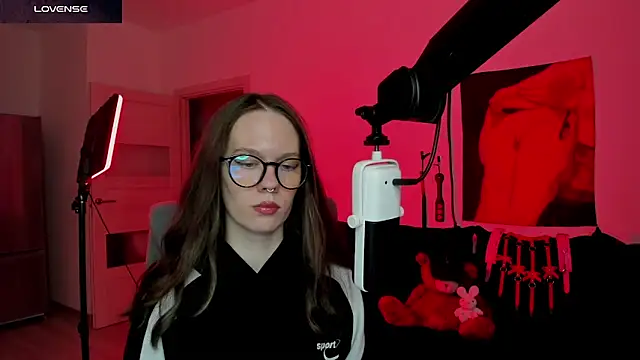 DivineBite online show from 03-18-26, 04:54