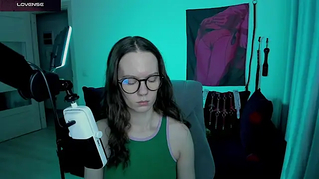 DivineBite online show from 04-28-26, 04:56