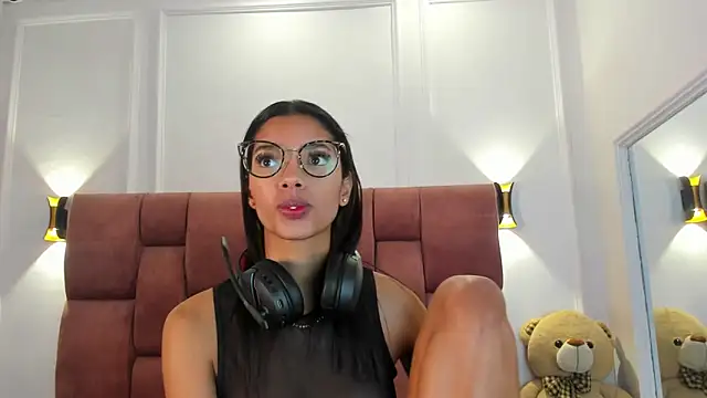 Snapshot of liagirl_cute chatting on 01-09-25, 03:58 liagirl cute online show from 01-09-25, 03:58