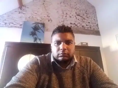 Snapshot of Bandusrilankasexymen chatting on 01-06-26, 02:21 Bandusrilankasexymen online show from 01-06-26, 02:21