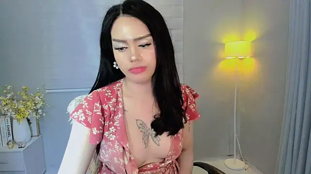 Patricia fox online show from 02-20-25, 02:51