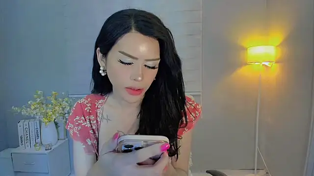 Patricia fox online show from 10-19-25, 08:53