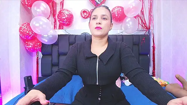  carolina fox online show from 02-15-25, 03:09