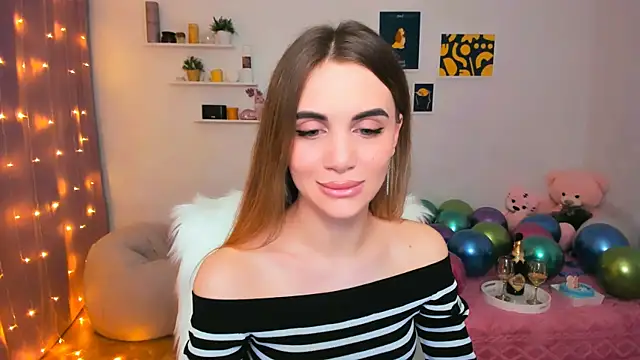 Snapshot of aPieceOfJoy chatting on 02-09-25, 11:04 aPieceOfJoy online show from 02-09-25, 11:04