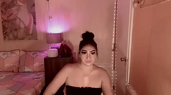 Snapshot of Biancafoxie chatting on 01-14-25, 09:24 Biancafoxie online show from 01-14-25, 09:24