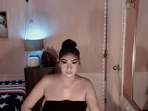 Snapshot of Biancafoxie chatting on 10-16-25, 01:39 Biancafoxie online show from 10-16-25, 01:39