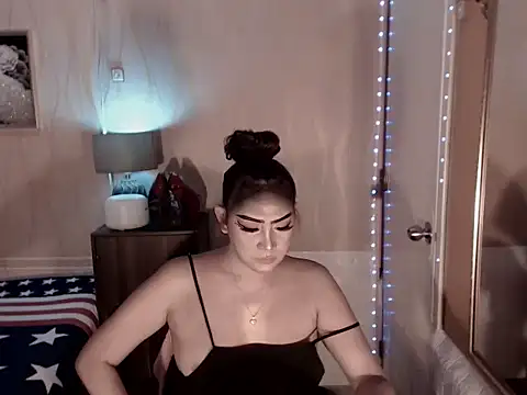 Snapshot of Biancafoxie chatting on 10-22-25, 07:52 Biancafoxie online show from 10-22-25, 07:52