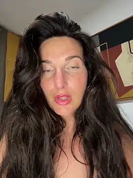 Snapshot of Thescorpionfr chatting on 02-23-25, 07:38 Thescorpionfr online show from 02-23-25, 07:38