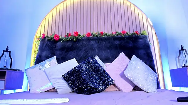 Snapshot of Karlagonzales_ chatting on 02-23-25, 02:14 Karlagonzales online show from 02-23-25, 02:14