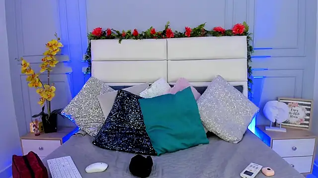 Snapshot of Karlagonzales_ chatting on 03-12-25, 06:33 Karlagonzales online show from 03-12-25, 06:33