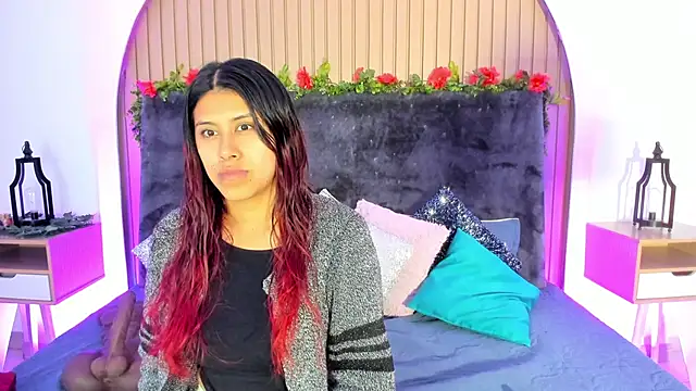 Snapshot of Karlagonzales_ chatting on 11-09-25, 10:35 Karlagonzales online show from 11-09-25, 10:35