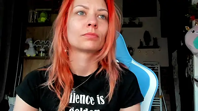 karo123421 online show from 04-18-26, 03:43