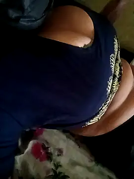 Snapshot of ambika29 chatting on 09-18-25, 09:00 ambika29 online show from 09-18-25, 09:00