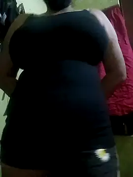 Snapshot of ambika29 chatting on 09-25-25, 07:28 ambika29 online show from 09-25-25, 07:28