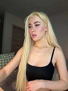 xDinnax online show from 12-26-24, 02:48