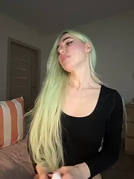 xDinnax online show from 01-23-25, 04:48