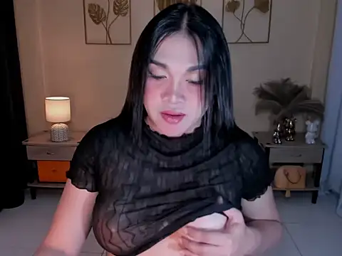 MaxeneCullens online show from 05-28-26, 05:05