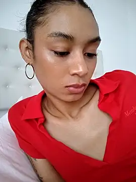 Snapshot of Leaberry chatting on 11-13-25, 03:55 Leaberry online show from 11-13-25, 03:55