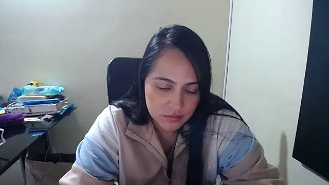 kendall 52 online show from 02-11-25, 01:41