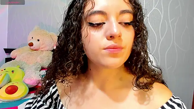 Snapshot of AshleyKim_ chatting on 12-13-24, 10:13 AshleyKim online show from 12-13-24, 10:13