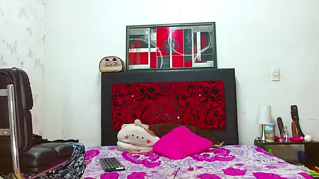 LexiStone  online show from 03-17-25, 05:45