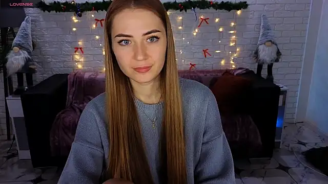 Snapshot of Adelyna_Bird chatting on 12-23-24, 11:36 Adelyna Bird online show from 12-23-24, 11:36