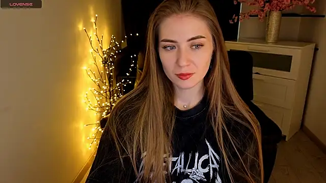 Adelyna Bird online show from 04-24-26, 06:27